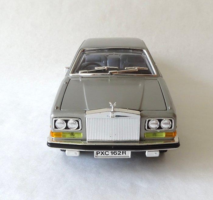 Bburago 1/22 - Modelauto - Rolls Royce Camargue, Hobby en Vrije tijd, Modelauto's | 1:5 tot 1:12