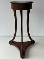 Bijzettafel - Hout, Marmer, Messing - Een mahoniehouten