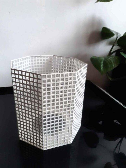 Bieffeplast - Josef Hoffmann - Vaas - Metaal, Glas, Antiek en Kunst, Antiek | Meubels | Stoelen en Sofa's