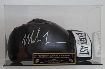 Boxe - Mike Tyson - Gant De Boxe