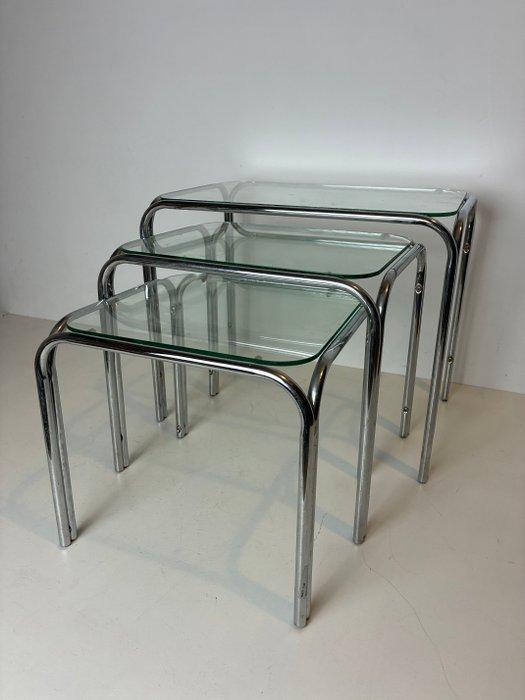 Set bijzettafels - Metaal, Glas - Drie bijzettafeltjes, Antiquités & Art, Art | Objets design