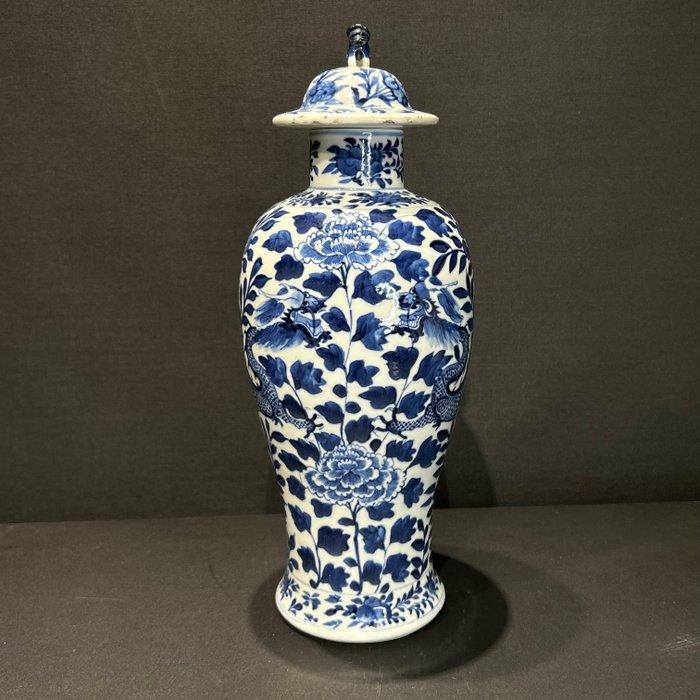 Vaas - Porselein - China - Qing Dynastie (1644-1911), Antiek en Kunst, Antiek | Overige Antiek