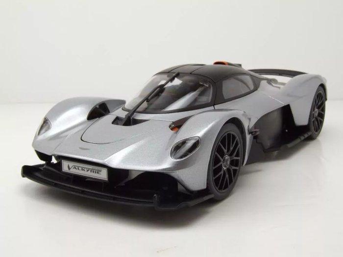 Maisto 1:18 - Modelauto - Aston Martin Valkyrie, Hobby & Loisirs créatifs, Voitures miniatures | 1:5 à 1:12