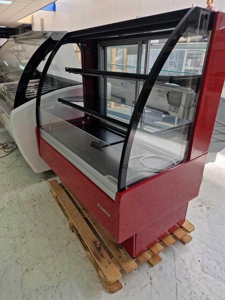 Koelvitrine VSSA-6-13-C Wandkoeling Coreco, Zakelijke goederen, Horeca | Keukenapparatuur, Ophalen of Verzenden