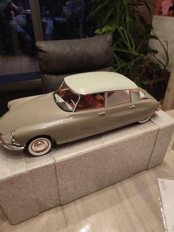 Norev 1:12 - 1 - Voiture miniature - Citroen ds 19 - Ds 19