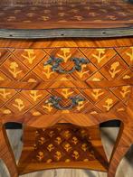 Nachtkastje (2) - Hout - Paar oude nachtkastjes