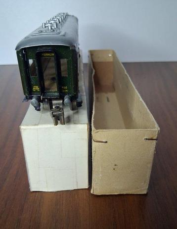 Märklin H0 - 351/F - Wagon de passagers pour trains, Hobby & Loisirs créatifs