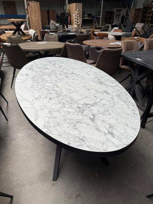 Sky eettafel, kleur marble bianco, Huis en Inrichting, Tafels | Eettafels, Nieuw, Metaal, Overige materialen