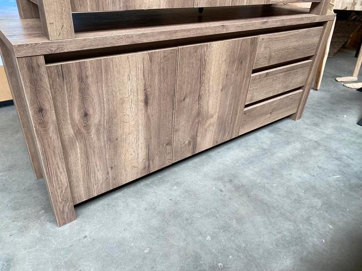 Corfu dressoir, barley, Huis en Inrichting, Kasten | Dressoirs, Nieuw