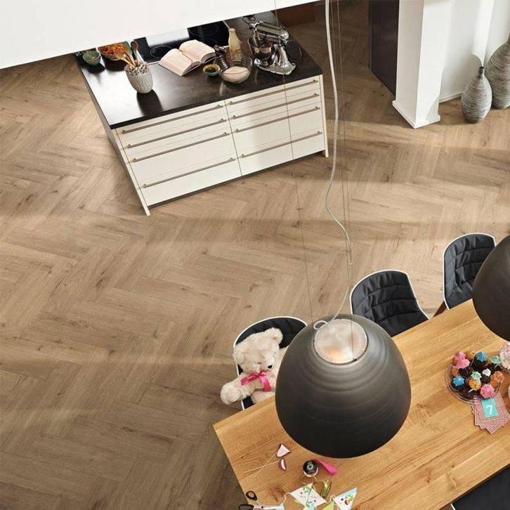 Meister M6 Edition Visgraat Champagne 7001 laminaat eik, Doe-het-zelf en Bouw, Vloerdelen en Plavuizen, Ophalen of Verzenden