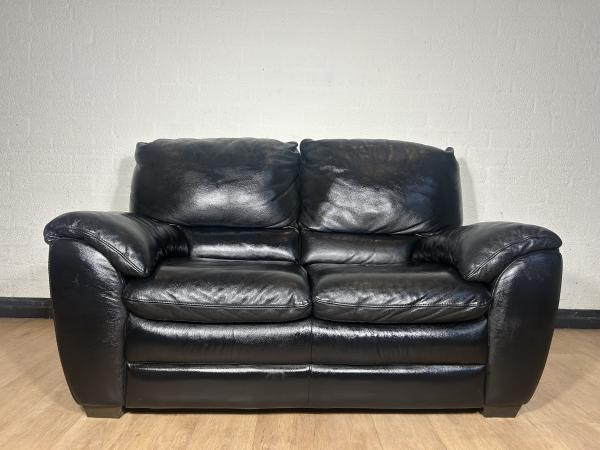 Veiling - Zwarte Natuzzi 2-zit bank, Huis en Inrichting, Zetels | Zetels, Gebruikt