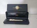 Parker - Duofold CENTENNIAL Nacre (Perle et noir) - Stylo à, Collections