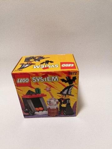 Lego Set - 2872 - Castle - Witch and Fireplace met doos uit