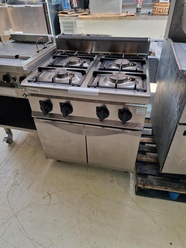 Bertos fornuis 4 pits aardgas, Zakelijke goederen, Horeca | Keukenapparatuur, Ophalen of Verzenden