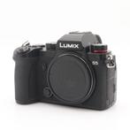Panasonic Lumix DC-S5 body | Tweedehands, Audio, Tv en Foto, Fotocamera's Digitaal, Verzenden, Zo goed als nieuw