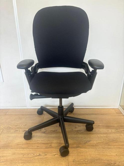 Zwarte Steelcase Leap Bureaustoel, Refurbished Met Garantie!, Huis en Inrichting, Bureaustoelen, Bureaukruk, Zwart, Zo goed als nieuw