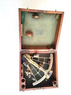 Sextant - Hout, Messing - J. Sewill and Son, London. Maker