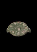 Oud-Romeins Brons Ring met gegraveerde bezel (Zonder