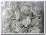 Mini Foam Roos Wit 2 cm Zelfklevend Pak, Nieuw