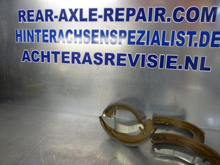 Remschoenen Opel GT, Kadett A/B/C (Achteras), Auto-onderdelen, Remmen en Aandrijving, Nieuw, Opel, Verzenden