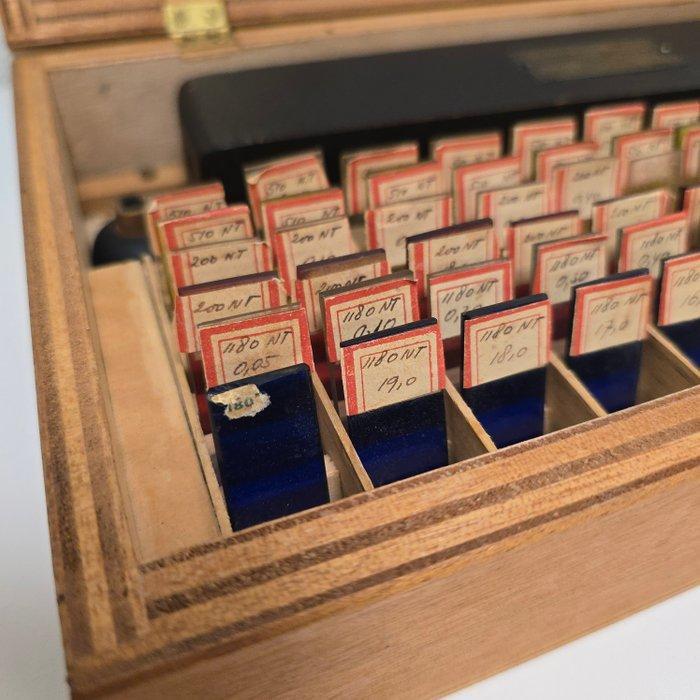 J.W. Lovibond Tintometer - hout, glas, staal. - 1923, Antiquités & Art, Antiquités | Autres Antiquités