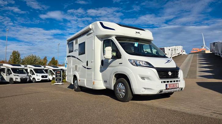 Mclouis Mc-4 231 slechts 26052 km en hef- en dwarsbed 44359, Caravans en Kamperen, Mobilhomes, Cassettetoilet, Handgeschakeld