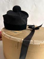 Maison FOUNTAINE, Paris - Hoedenstandaard - Costumier des, Antiek en Kunst