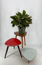 Tables gigognes - Bois, Métal, lame - Trois cache-pots,