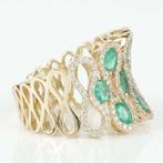 Cocktailring - 14 karaat Geel goud - 1.49ct. tw. Smaragd -