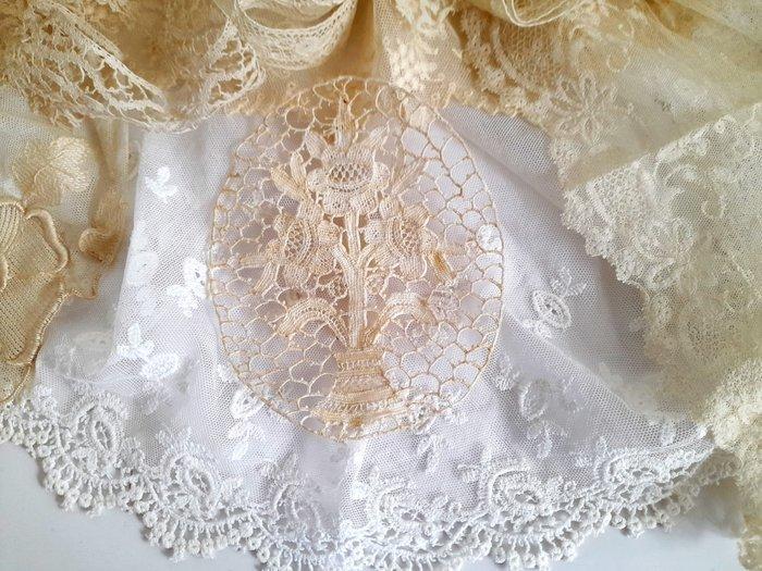 Textile (11) - 0 cm - 0 cm - Dentelle ancienne et vintage, Antiquités & Art, Antiquités | Jouets