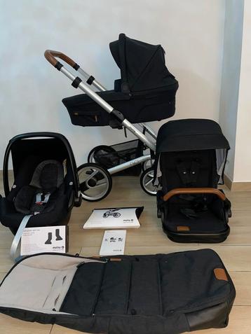 Mutsy Nio 4 Black  kinderwagen 3-in-1 Complete Set beschikbaar voor biedingen