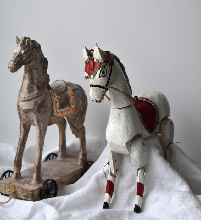 Decoratief ornament (2) - oude marionet paard om te bewegen, Antiquités & Art, Art | Objets design