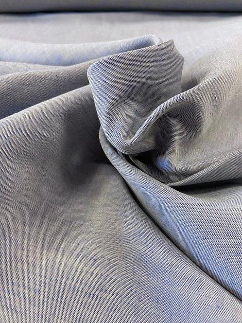 Verfijnde en exclusieve lichtblauwe natuurvezelfil-a-filstof, Antiek en Kunst, Antiek | Tapijten, Tafelkleden en Textiel