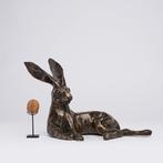 Beeld, No Reserve Price - Bronze Resting Hare - 22 cm -, Antiek en Kunst, Curiosa en Brocante