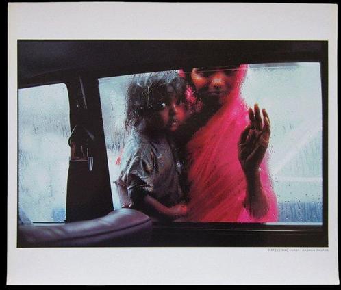 Steve McCurry (1950) - Madre e bambino al finestrino, Antiek en Kunst, Kunst | Schilderijen | Modern