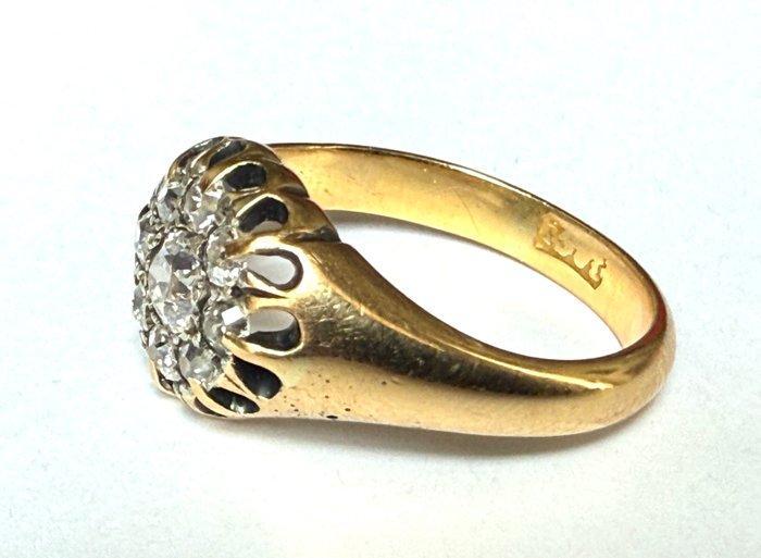 Ring - 18 karaat Geel goud - 0.60ct. tw. Diamant, Handtassen en Accessoires, Ringen