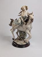 Giuseppe Armani - Statue, Frau auf Pferd - 38 cm -
