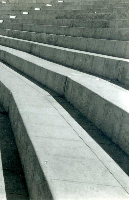 Tina Modotti (1896–1942) - The Stadion, Antiquités & Art, Art | Objets design