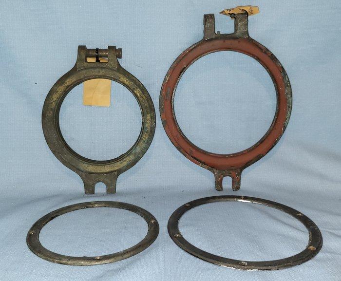 Maritieme objecten (4) - Brons- lichtrand en patrijsraam, Antiek en Kunst, Curiosa en Brocante