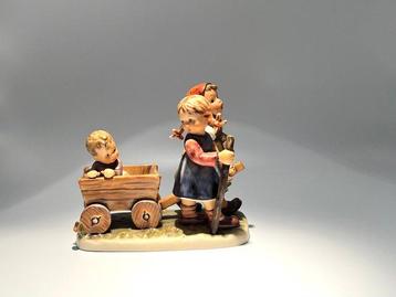 Goebel - Beeldje - Goebel Hummel Porzellanfigur Pleasant beschikbaar voor biedingen