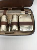 Reisset met toiletartikelen - Metaal, Leder, Plastic -