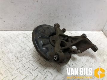 Fusee links-achter Volkswagen Golf O286196 beschikbaar voor biedingen