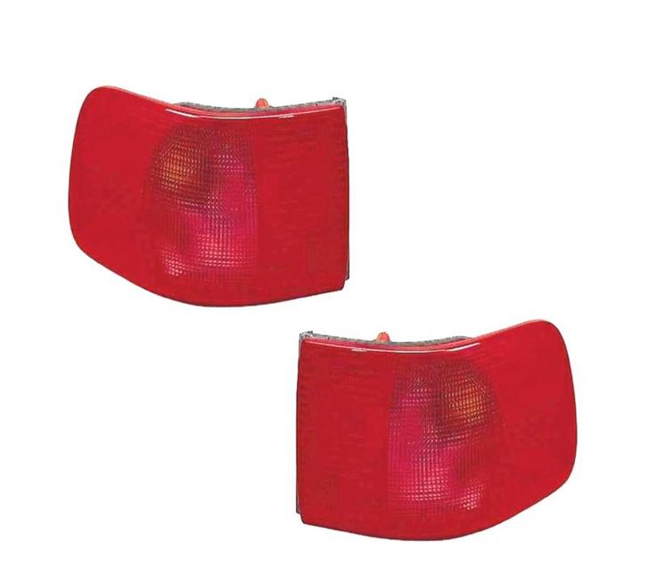 Feux Arrière Pour Audi A6 94-97 Berline, Autos : Pièces & Accessoires, Éclairage, Envoi
