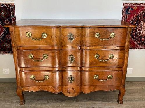 Commode Arbalète Provençale - Commode - Noyer, 18ème - Noyer, Antiek en Kunst, Antiek | Meubels | Stoelen en Sofa's