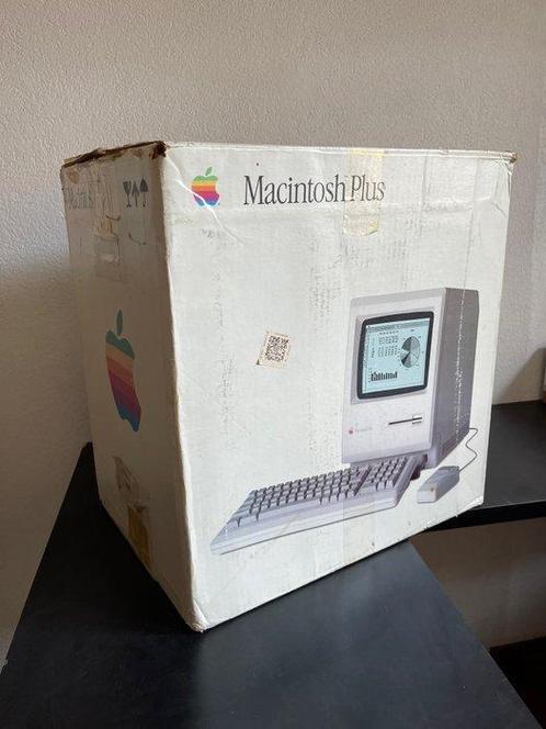 Apple Macintosh Plus BOXED USA - 120 VOLT + Keyboard +, Games en Spelcomputers, Spelcomputers | Overige Accessoires