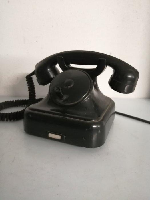 Analoge telefoon - Plastic, Bakeliet - Tre telefoons, Antiek en Kunst, Kunst | Designobjecten