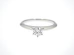 Tiffany & Co. - Ring - Solitaire Setting Diamond 0.27ct, Handtassen en Accessoires, Ringen, Nieuw