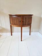 Kast - Eik - Vintage demi-lune kastje