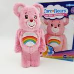 Medicom toy - Bearbrick - Cheer Bear (Costume Edition) 400%