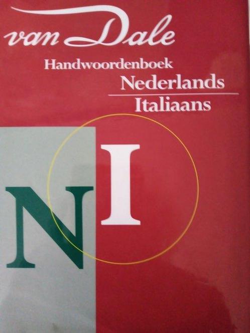 Van Dale Handwoordenboek Ned-Italiaans 9789066483071, Boeken, Woordenboeken, Gelezen, Verzenden